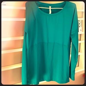 Long sleeve workout shirt